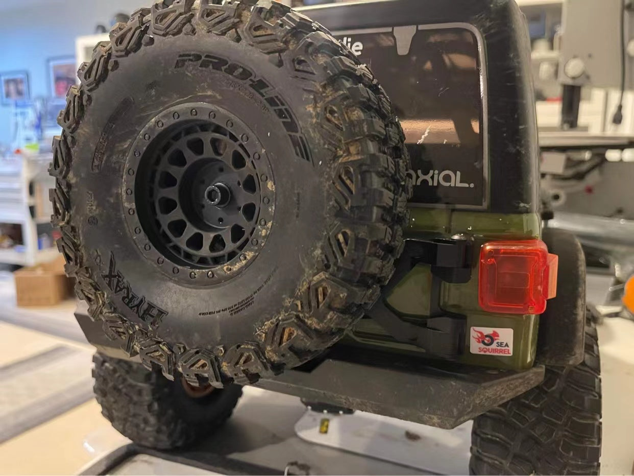 TREAL SCX6 Spare Tire Carrier Rear Spare Wheel Mount Aluminum 7075 Compatible with Axial SCX6