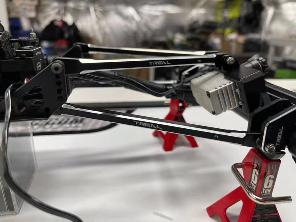 Treal Ryft Front Upper Links CNC Machined Aluminum 7075 for Axial RBX10